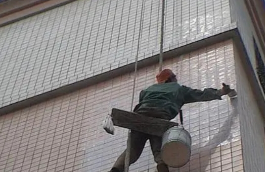 西市卫生间漏水维修公司分享下西市外墙防水的必要性。
