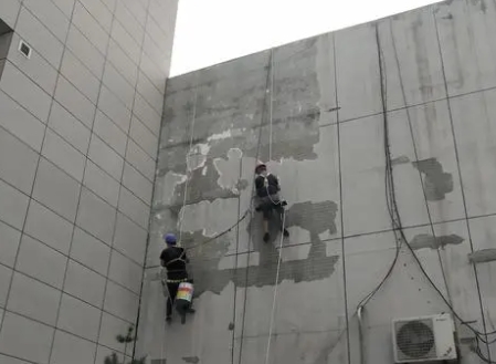 西市楼顶漏水维修公司分享下西市外墙防水的注意事项